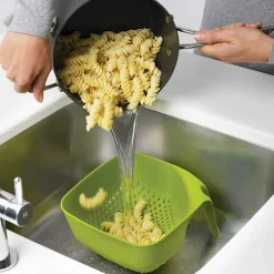 Karaca Backhelfer-40088 Square Colander - Grün Sieb Grün01