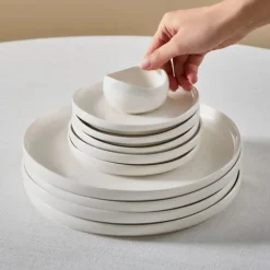 Karaca Frühstücksset Für 6 Personen-Bone China Olla 28-teiliges Servierset für 6 Personen, Weiß