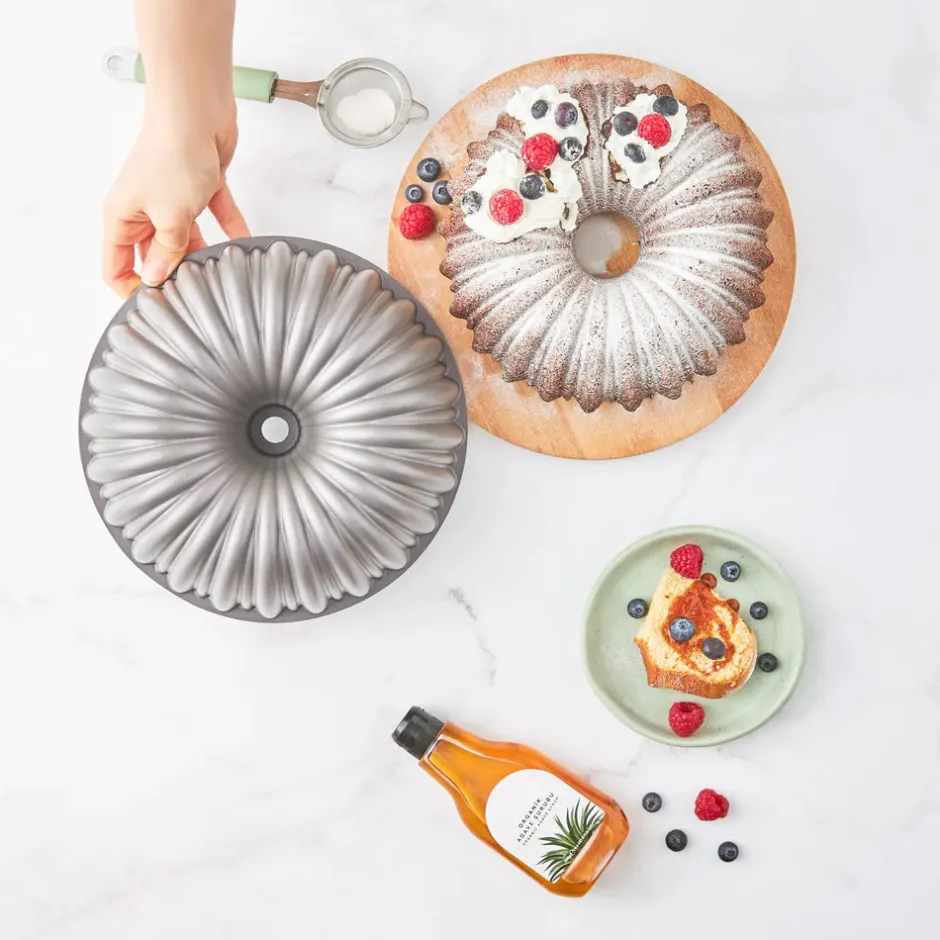 Karaca Kuchenform-Cake Pro Geschnittene Gusskuchenform Anthrazit Anthracıt01