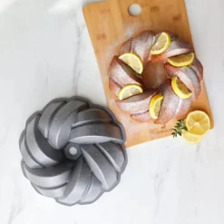 Karaca Kuchenform-Cake Pro Gussaluminium-Gugelhupfform, 26 cm, Anthrazit Antrasit