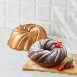 Karaca Kuchenform-Cake Pro Pare Cast Tortenform, en, 24 cm Gold