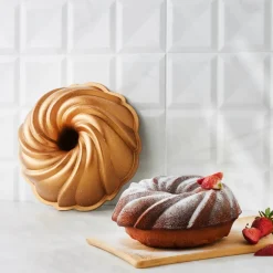 Karaca Kuchenform-Cake Pro Pare Cast Tortenform, en, 24 cm Gold