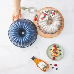 Karaca Kuchenform-Cake Pro Sliced Dunkelblau Gusskuchenform Marıne02