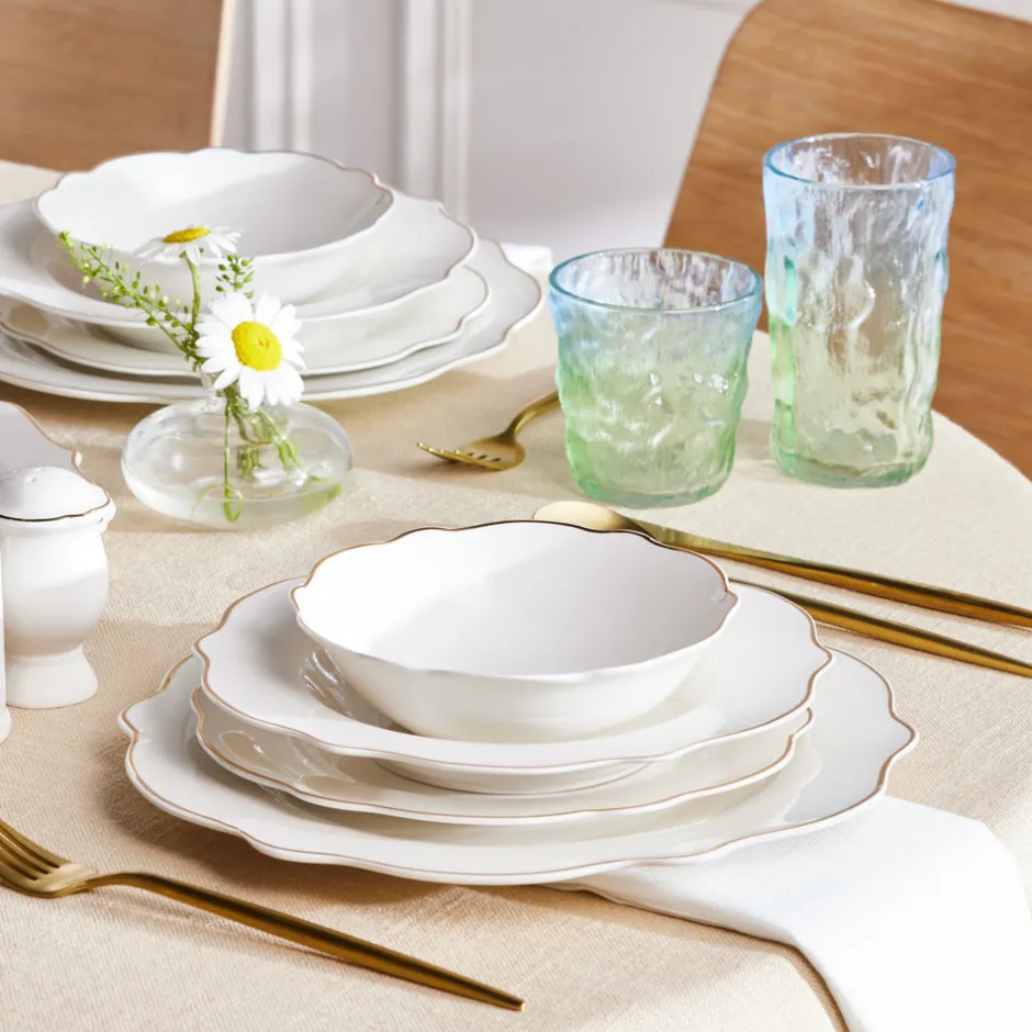 Karaca Tafelservice Für 12 Personen-Elegance Vera 59-Teiliges 12-Personen-Geschirrset, Gold