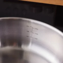 Karaca Stahltopf-Elite Edelstahl-Kasserolle Flach 22 cm