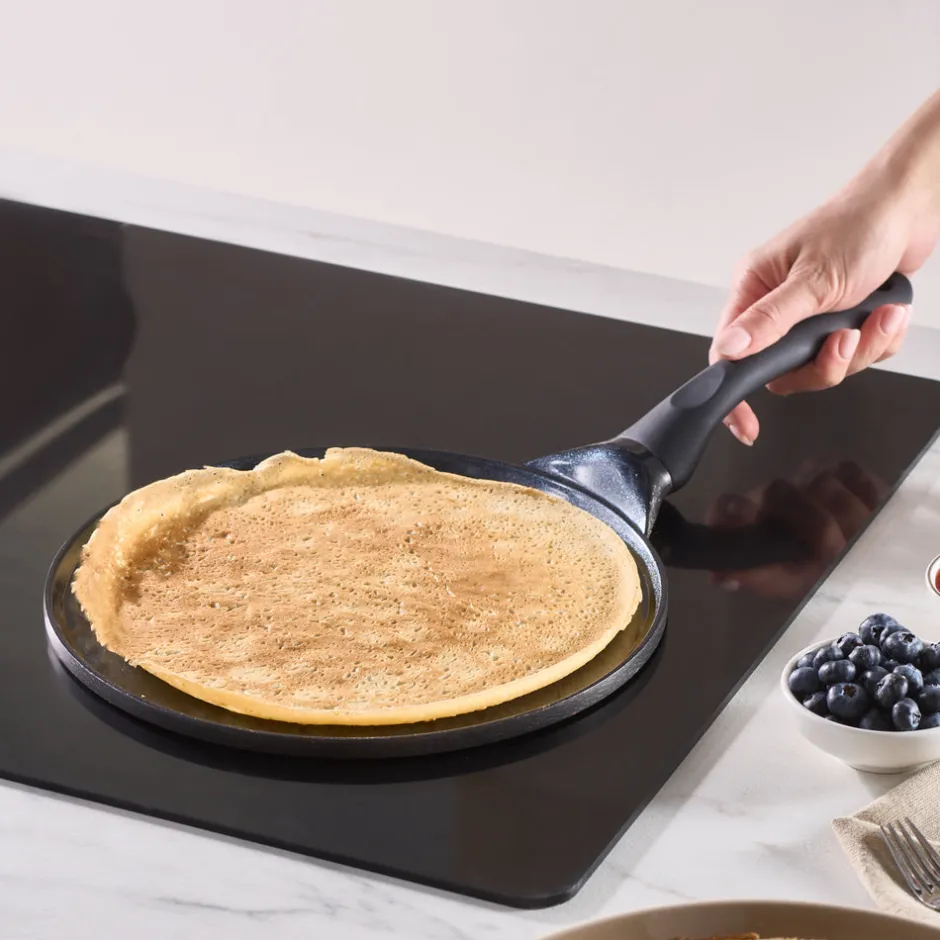 Karaca Keramikpfanne-Fluffy Antihaft-Induktionspfanne mit Keramikbeschichtung für Crêpes und Pfannkuchen, 26 cm, schwarz