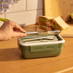Karaca Vorratsbehälter-Fusca Lunchbox mit Gabel und Löffel Grün