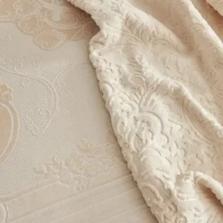 Karaca Hochzeitspakete-Home Valeria Queen 8-Teiliges Hochzeitsset Gold