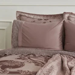 Karaca Hochzeitspakete-Home Valeria Queen 8-teiliges Geschenkset für Paare Altrosa Staubıge Rose