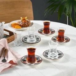 Karaca Teegläser Sets-Nakkas 12-teiliges Türkisches Teeset aus Bone China für 6 Personen, 130 ml, Rot