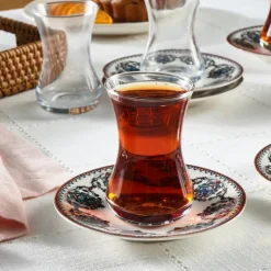 Karaca Teegläser Sets-Nakkas 12-teiliges Türkisches Teeset aus Bone China für 6 Personen, 130 ml, Rot