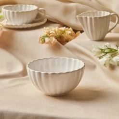 Karaca Schüssel/Bowl-New Daisy Müsli-/Suppenschale aus Steinzeug mit Reaktivglasur, 15,5 cm, Weiß Beyaz