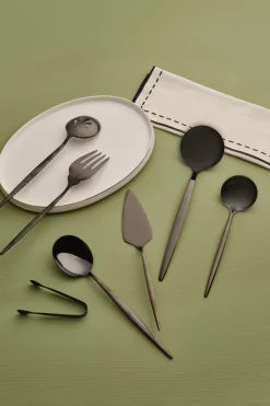 Karaca Servierbesteck-Orion Schwarz 7-teiliges Servierset Schwarz01