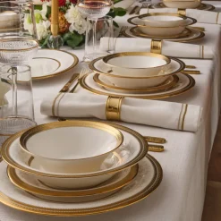 Karaca Tafelservice Für 12 Personen-Royal Bone China Charlotte 55-teiliges Tafelservice für 12 Personen, Gold