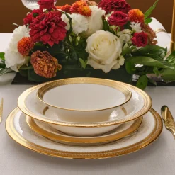 Karaca Tafelservice Für 12 Personen-Royal Bone China Charlotte 55-teiliges Tafelservice für 12 Personen, Gold