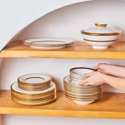 Karaca Tafelservice Für 12 Personen-Royal Bone China Victoria 55-teiliges Tafelservice für 12 Personen, Gold