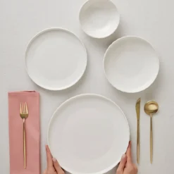 Karaca Tafelservice Für 6 Personen-Stream Bone China Pumpkin 24-teiliges Tafelservice für 6 Personen, Weiß