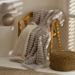 Karaca Decken-Stripe Sherpa Graue Decke 130x150 Açık Gri