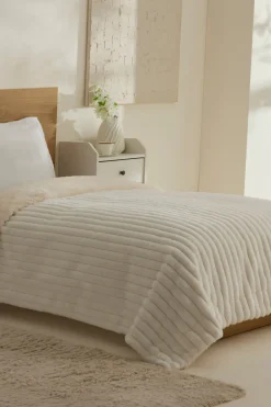Karaca Decken-Stripe Sherpa Weiße Decke 150x200 Beyaz