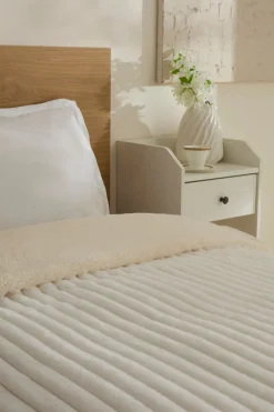 Karaca Decken-Stripe Sherpa Weiße Decke 150x200 Beyaz