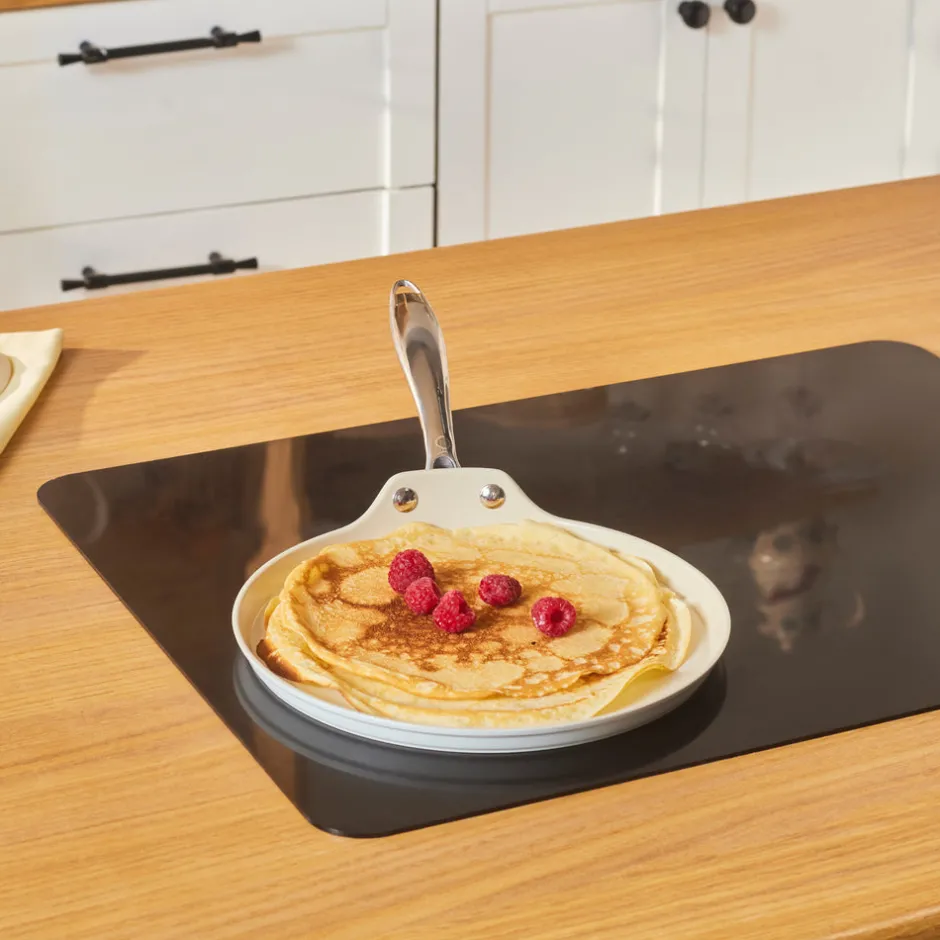 Karaca Swiss Crystal Produkte|Keramikpfanne-Swiss Crystal Almond Cream Pfannkuchen Pfanne 25 Cm Creme01