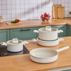 Karaca Swiss Crystal Produkte|Keramiktöpfe-Set-Swiss Crystal Ceramica Valenti 7-Teiliges Kochgeschirr-Set Beyaz