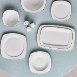 Karaca Tafelservice Für 12 Personen-Timeless 59-teiliges Porzellan Halb-Quadratisches Dinner-Set für 12 Personen, Gold