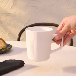 Karaca Mugs & Kaffeebecher-Vini Tasse, Weiß, 520 ml Weıß01