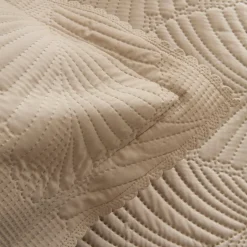 Karaca Bettüberwürfe Set-Leaf Bettüberwurf-Set Beige 230x240 Cm + 2 (50x70 Cm) Beıge