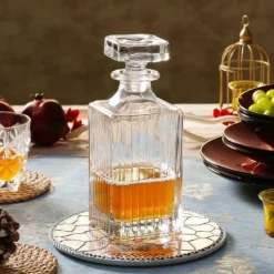 Karaca Weingläser & Kelchglas-Rcr Timeless Whiskey Bottle 750 ml